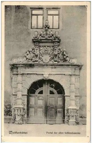 Wolfenbüttel - Portal der alten Schlosskaserne -119792