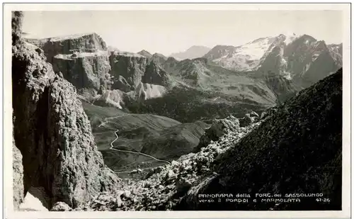 Panorama dalla Forc del Sassolungo verso Pordol e Marmolata -120588