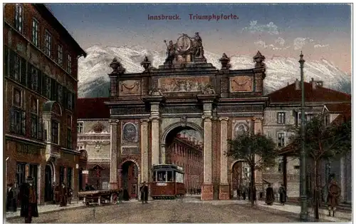 Innsbruck - Triumphpforte mit Strassenbahn -122830