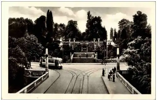 Erfurt - Aufgang zum Stadtpark - Strassenbahn -126686