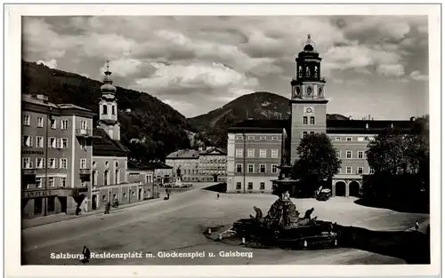 Salzburg - Residenzplatz -123010