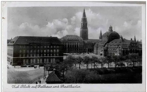 Kiel - Blick auf Rathaus und Stadttheater -126494