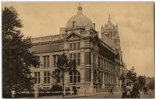 London - Victoria and Albert Museum -127046