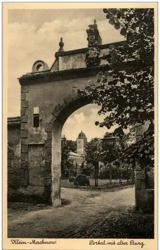 Kleinmachnow - Portal mit alter Burg -126302