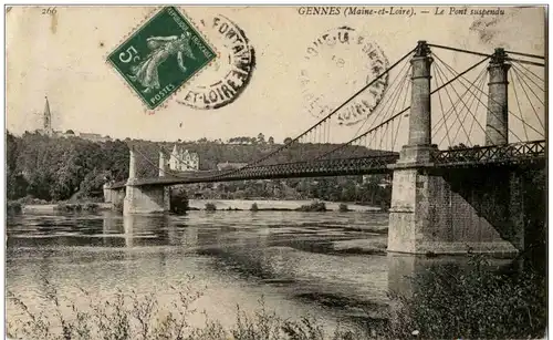 Gennes - Le Pont Suspendu -126988