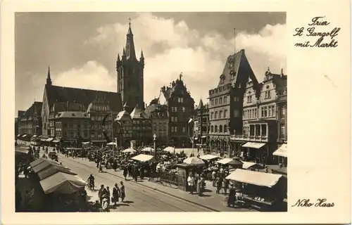 Trier, St. Gangolf mit Markt -341748