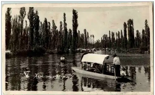 Mexico - Xochimilco -127300