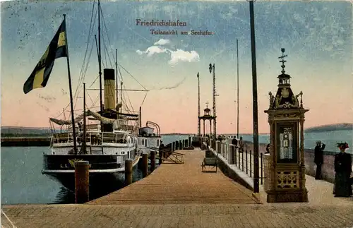 Friedrichshafen, Teilansicht am Seehafen -342508