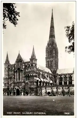 Salisbury Cathedral -130792