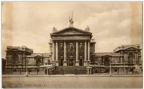 London - Tate Gallery -130876