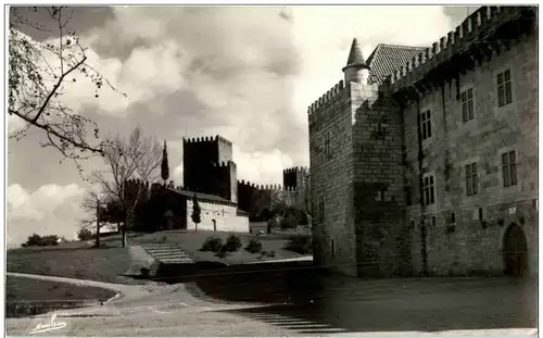 Guimaraes - Pacos dos Duques de Braganca -130886