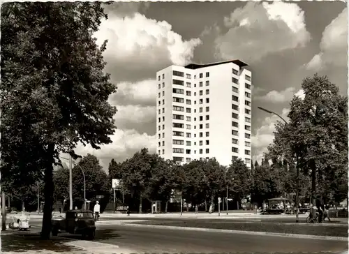 Berlin, -Grunewald, Hochhaus am Roseneck -345948