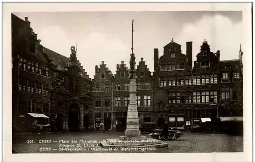 Gand - Place Ste Pharailde -130820