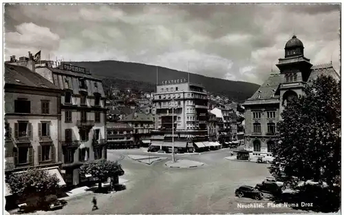 Neuchatel - Place Numa Droz -175422
