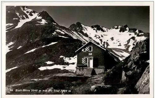Etzli Hütte mit Piz Giuf - Berghütte -134170
