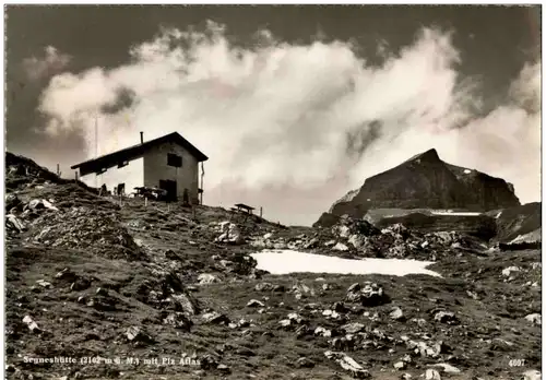 Segneshütte mit Piz Atlas - Berghütte -134150