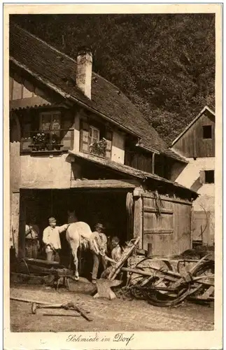 Schmiede im Dorf -134486
