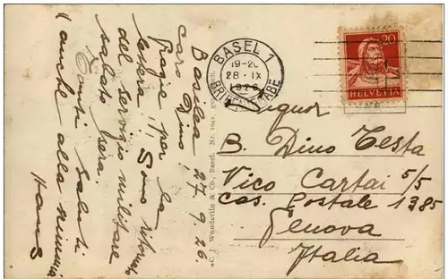 PArie bei der St. Margaretenkirche in Binningen Basel -134468