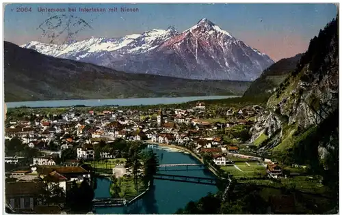 Unterseen bei Interlaken mit Niesen -135888