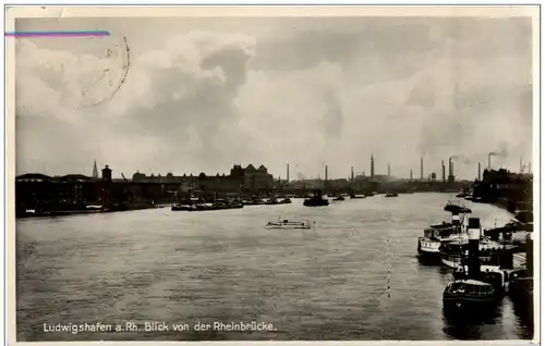 Ludwigshafen - Blick von der Rheinbrücke -133920