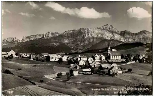 Schwellbrunn mit Säntis -134686