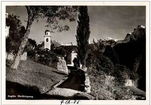 Soglio - Dorfeingang -136670