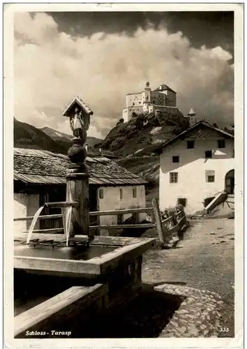 Tarasp Schloss -136534