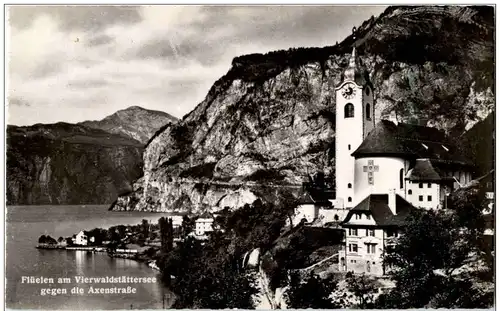 Flüelen am Vierwaldstättersee -136902