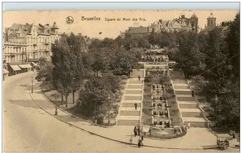 Bruxelles - Square du Mont des Arts -137946