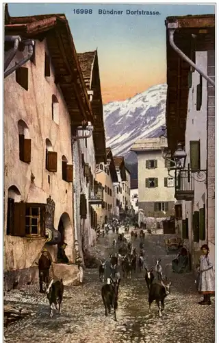 Bündner Dorfstrasse -138052