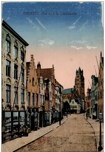Bruges - Rue vers la Cathedrale -137896