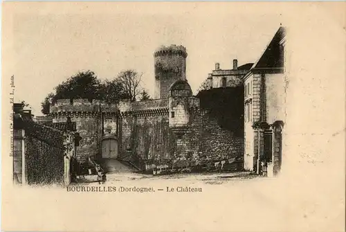 Bourdeilles - Le chateau -10058