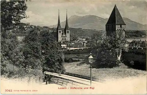 Luzern - Hofkirche und Rigi -139820