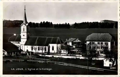 La Joux - L Eglise et le College -138862