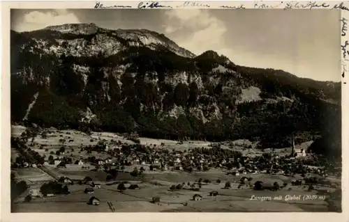 Lungern mit Giebel -139238