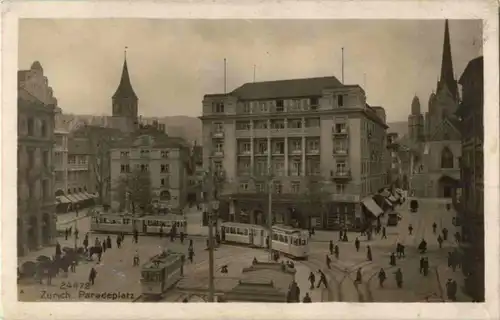 Zürich - Paradeplatz mit Tram -143148