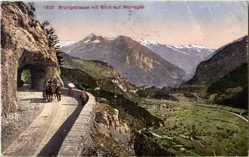 Brünigstrasse mit Blick auf Meiringen -141772