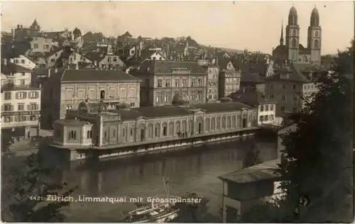 Zürich - Limmatquai mit Grossmünster -143076