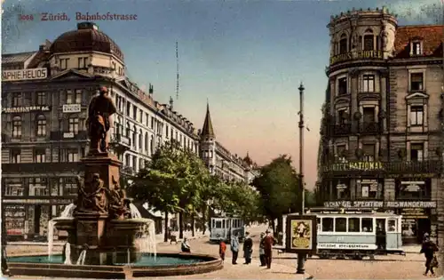 Zürich - Bahnhofstrasse mit Tram -143146