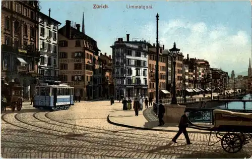 Zürich Limmatquai mit Tram -143212