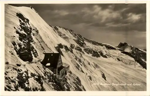 Berghaus Jungfraujoch und Sphinx -144900