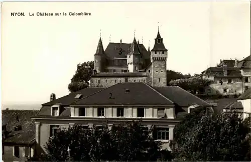 Le Chateau sur la Colombiere -144932