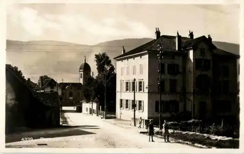 Boveresse - Le college -146536