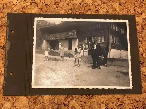 Schweiz - Photos auf Papier geklebt -189276