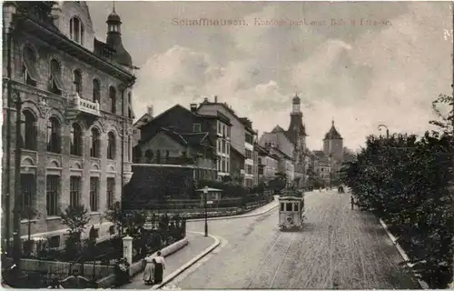 Schaffhausen - Kantonalbank mit Tram -150518