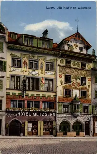 Luzern - Alte Häuser am Weinmarkt -153220