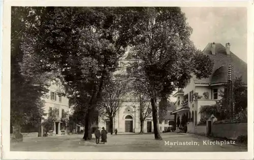 Mariastein - Kirchplatz -153784
