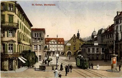St. Gallen - Marktplatz mit Tram -152832