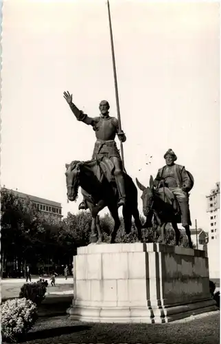 Madrid - Monumento -154572