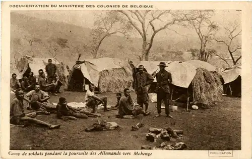 Camp de soldats pendant -155436